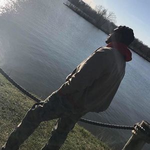 Meet your Posher, Jeffon